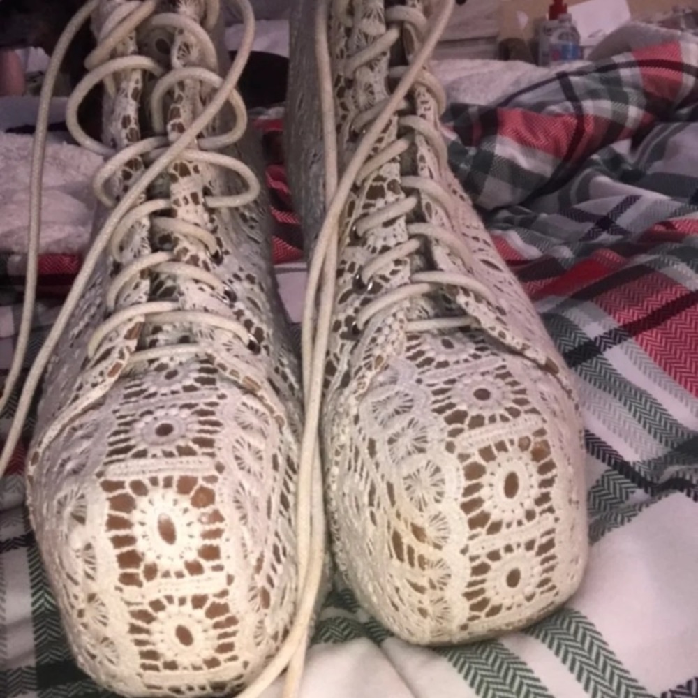 Jeffrey Campbell boots size 5.5